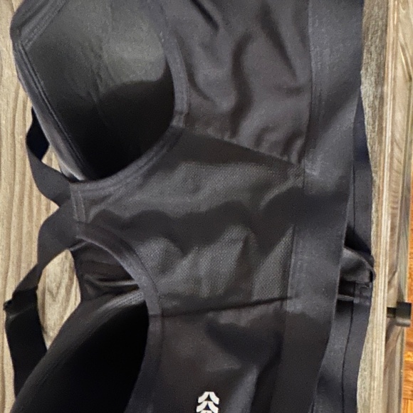 Set of Two Racer Back High Support Sports Bras 38DD - Picture 4 of 8